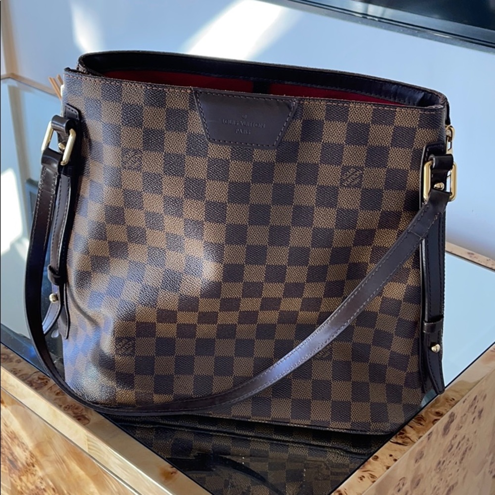 Louis Vuitton purse